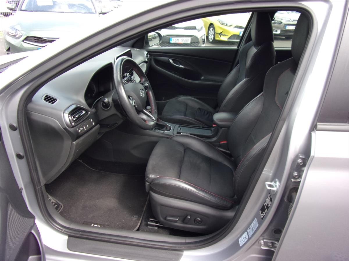 Hyundai i30 Hatchback 1,6 l 100 kw