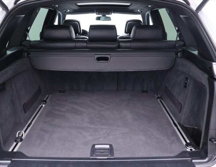 BMW X5 SUV / Terénní 3,0 l 280 kw