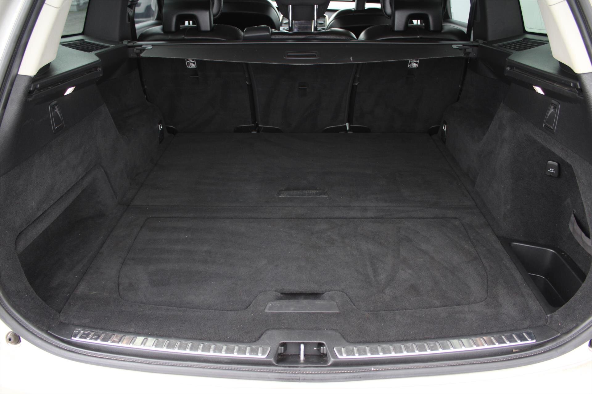 Volvo XC90 SUV 2,0 l 177 kw