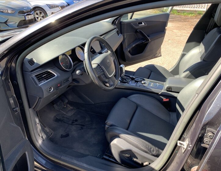 Peugeot 508 Sedan / Limuzína 2,0 l 120 kw