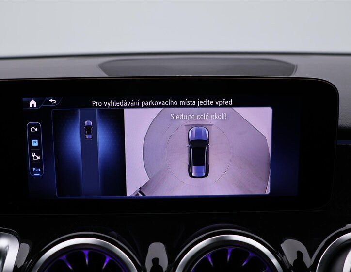 Mercedes-Benz GLB 30