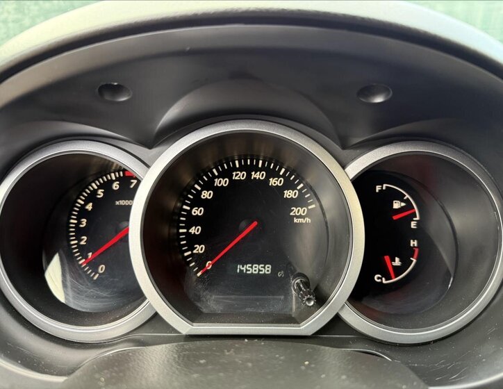 Suzuki Grand Vitara SUV 2,0 l 103 kw