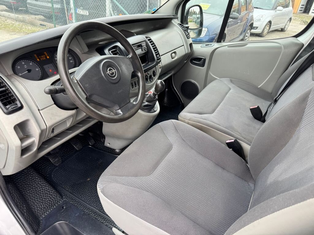 Opel Vivaro VAN / Minibus 2,0 l 84 kw