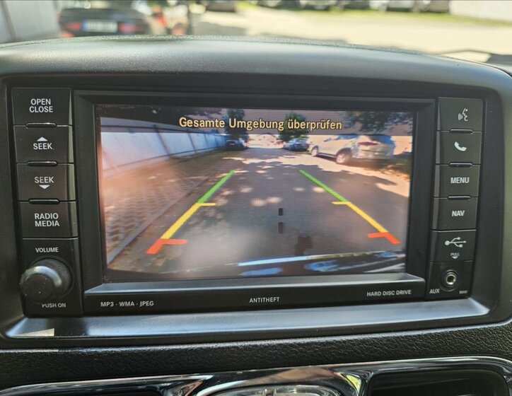 Lancia Voyager MPV 2,8 l 130 kw