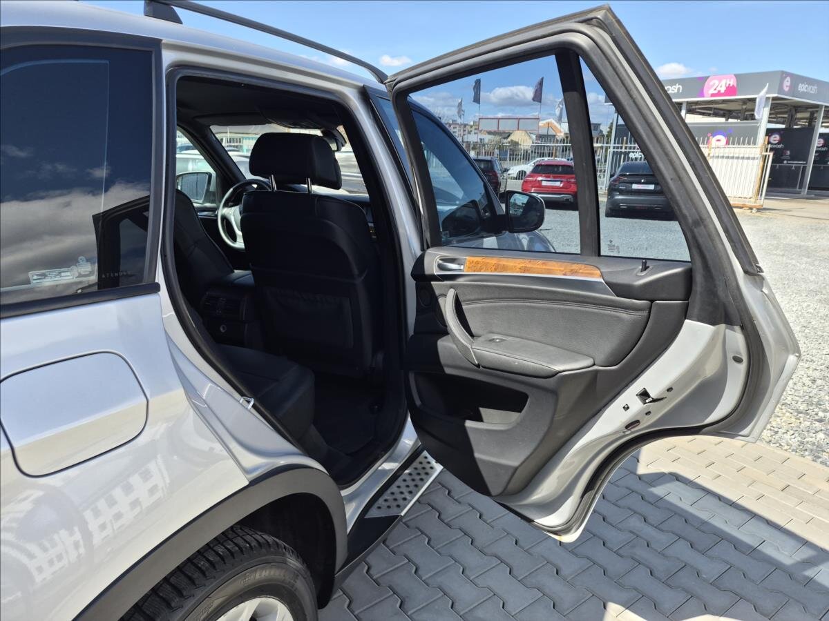 BMW X5 SUV / Terénní 3,0 l 173 kw