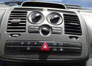 Mercedes-Benz Vito 13