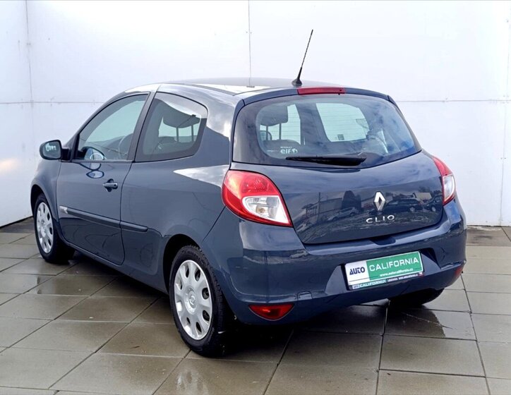 Renault Clio Hatchback 1,1 l 55 kw