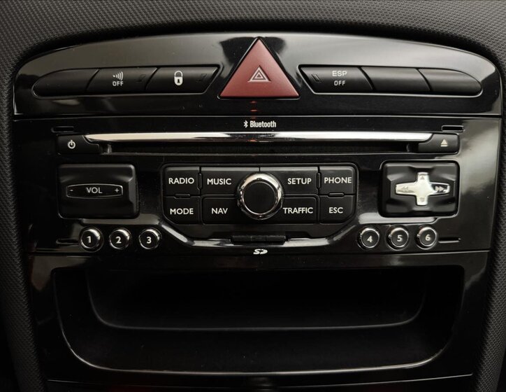 Peugeot 308 Kabriolet 1,6 l 82 kw