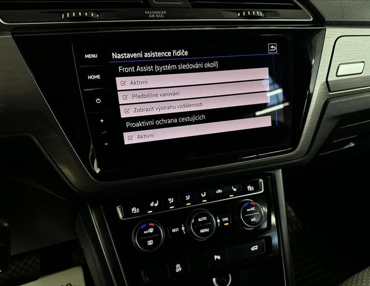 Volkswagen Touran 25