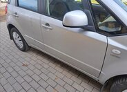 Suzuki SX4 Hatchback 1,9 l 88 kw