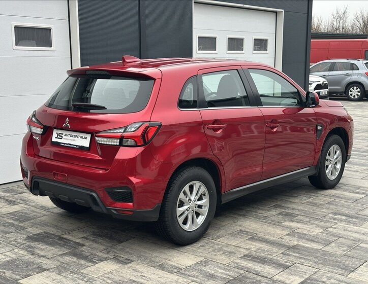 Mitsubishi ASX SUV / Terénní 2,0 l 110 kw
