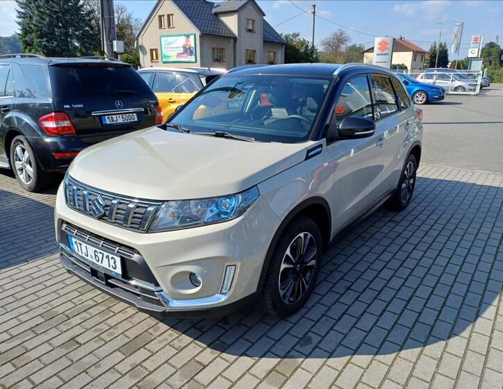 Suzuki Vitara 6