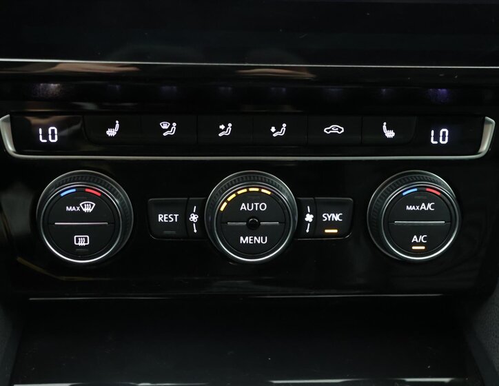 Volkswagen Passat Kombi 2,0 l 176 kw