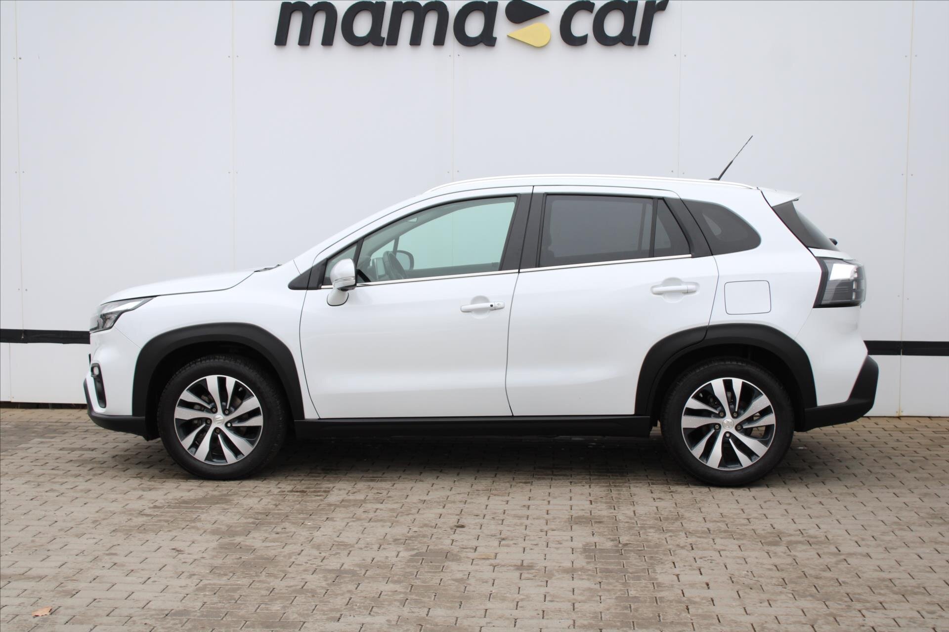 Suzuki SX4 S-Cross SUV / Terénní 1,4 l 95 kw