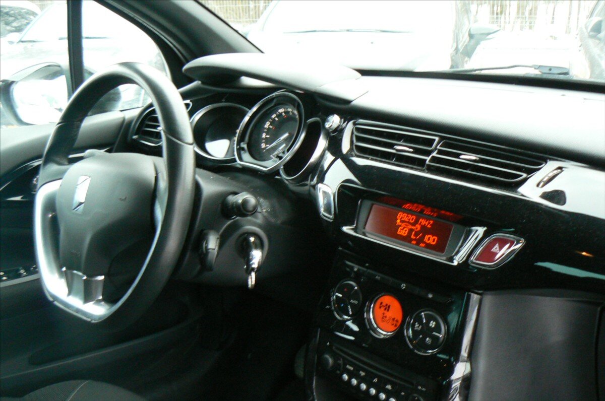 Citroën DS3 Hatchback 1,6 l 88 kw