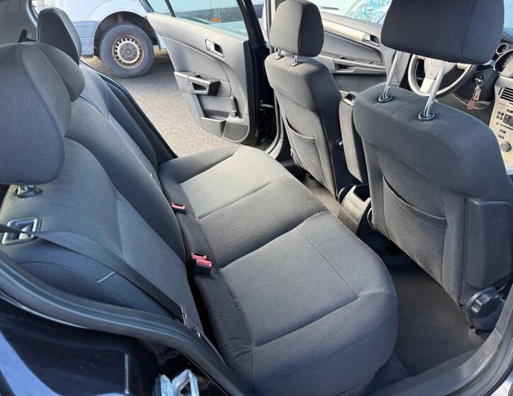 Opel Astra Hatchback 1,6 l 85 kw