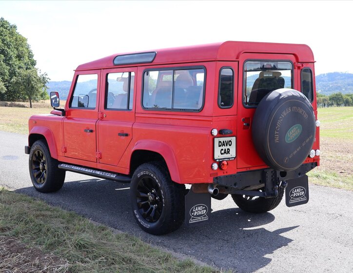 Land Rover Defender SUV 2,4 l 90 kw