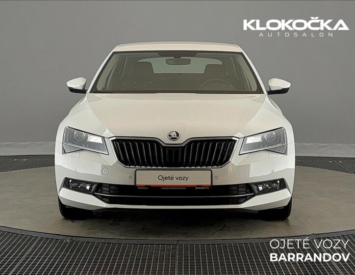 Škoda Superb Liftback 1,4 l 110 kw