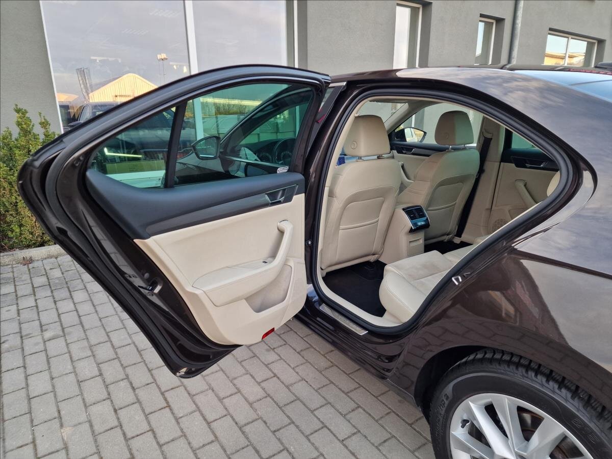 Škoda Superb Liftback 1,5 l 110 kw