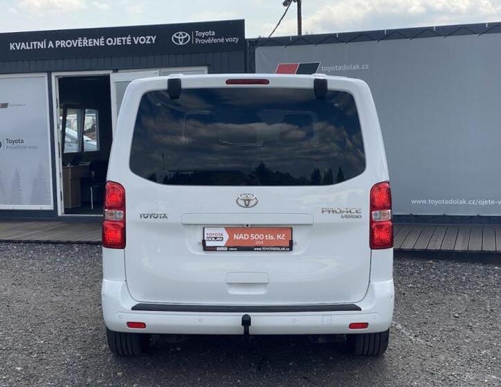 Toyota ProAce Verso 11