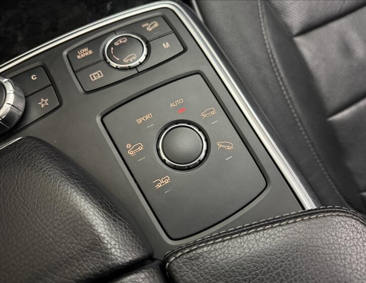 Mercedes-Benz GL SUV 3,0 l 190 kw