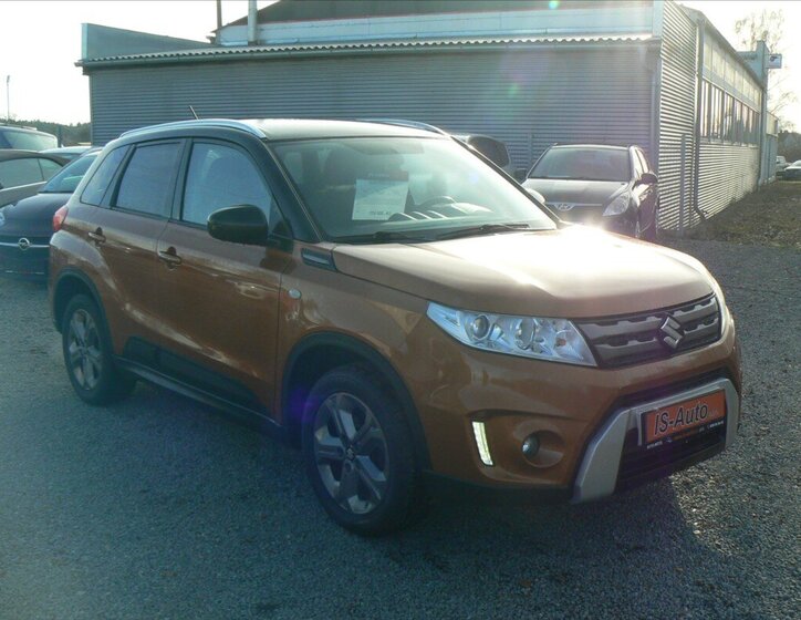 Suzuki Vitara 2