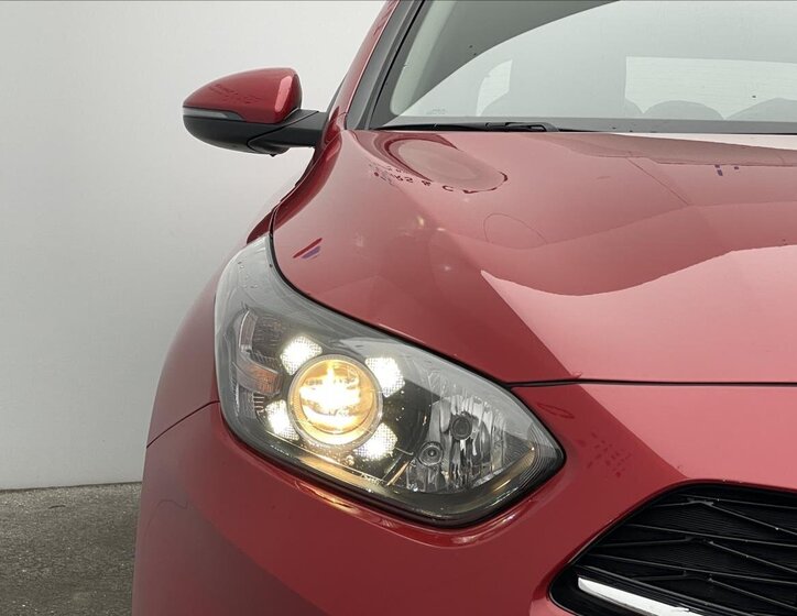 KIA Ceed Hatchback 998,0 74 kw