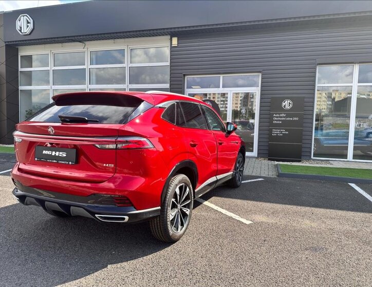 MG HS SUV 1,5 l 125 kw