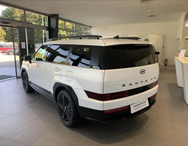 Hyundai Santa Fe SUV 1,6 l 178 kw