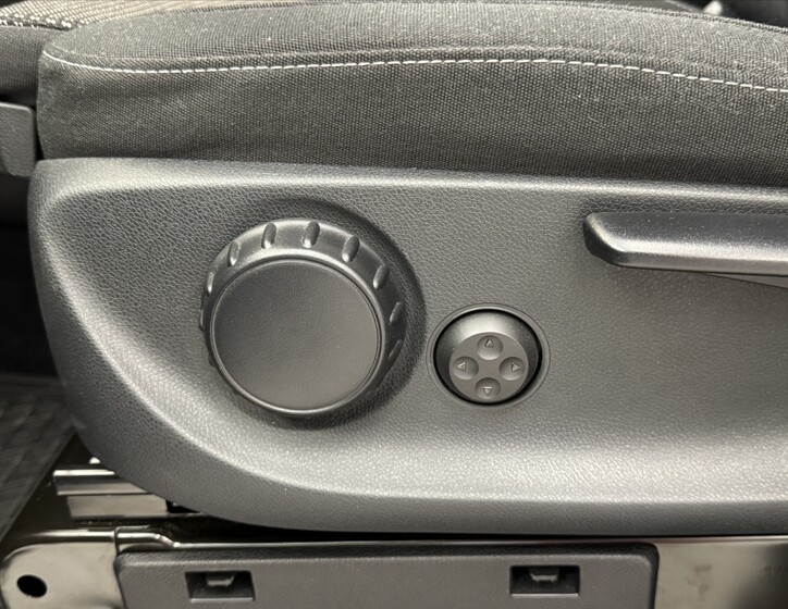 Mercedes-Benz Vito 10