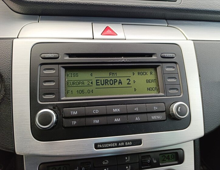 Volkswagen Passat Sedan / Limuzína 2,0 l 103 kw