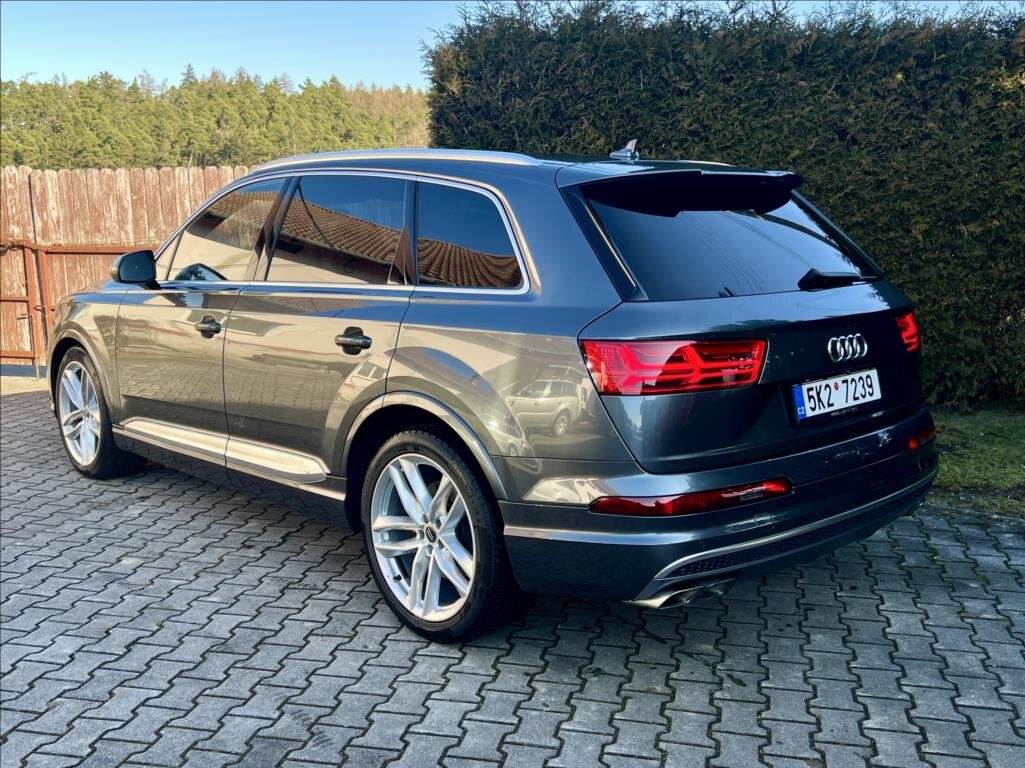 Audi SQ7 SUV / Terénní 4,0 l 320 kw