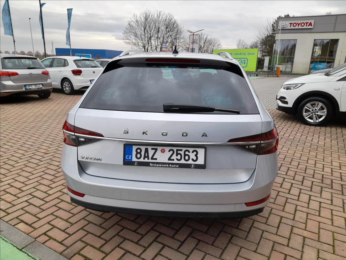 Škoda Superb Kombi 2,0 l 110 kw