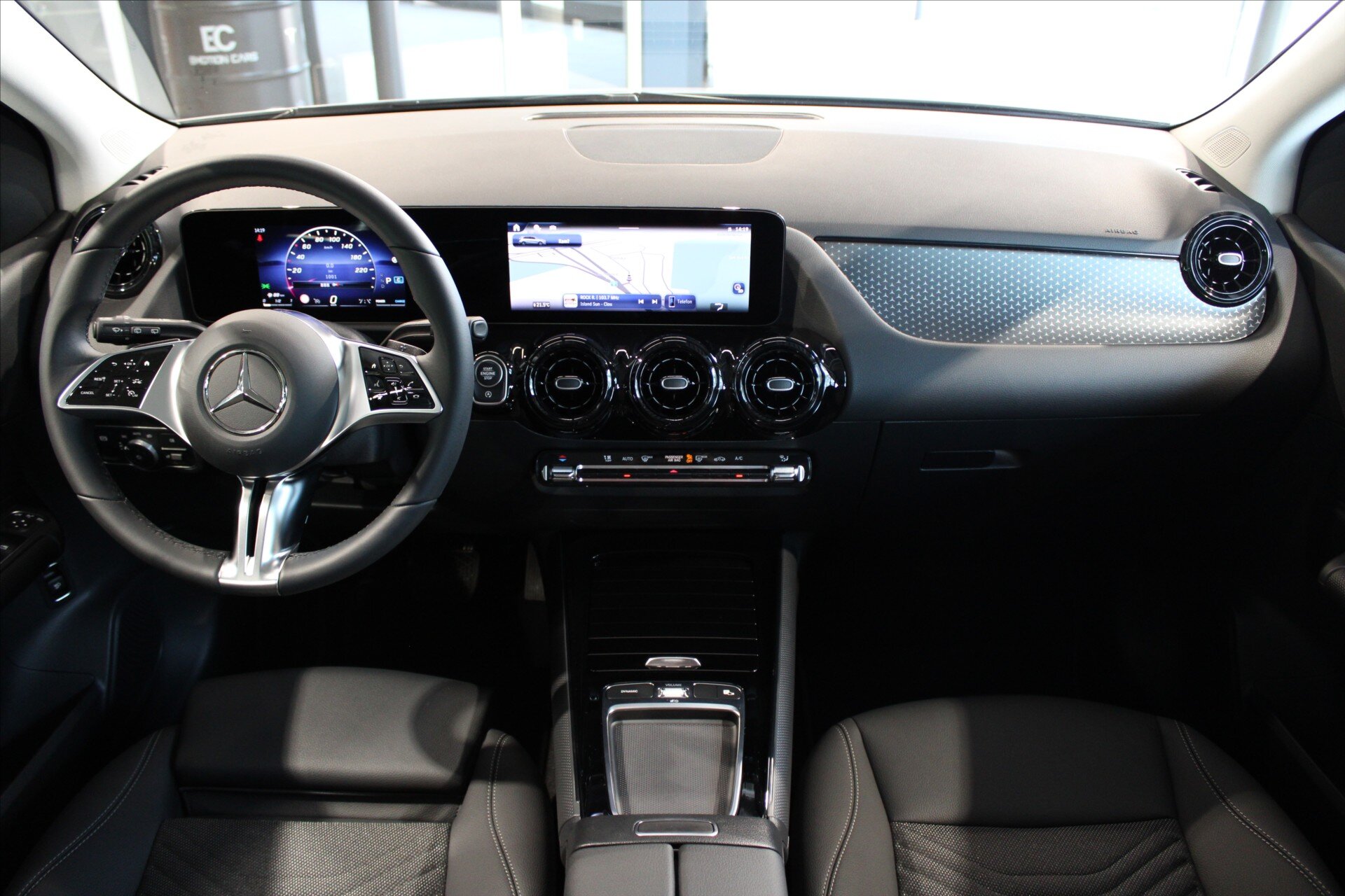 Mercedes-Benz Třídy B Hatchback 1,3 l 100 kw