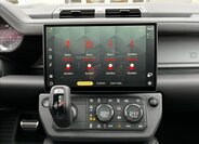 Land Rover Defender SUV / Terénní 4,4 l 467 kw