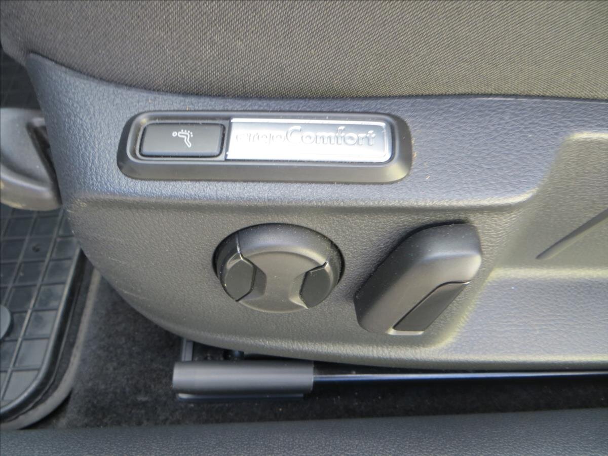 Volkswagen Passat Liftback 1,5 l 110 kw