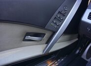 BMW M5 Sedan 5,0 l 373 kw