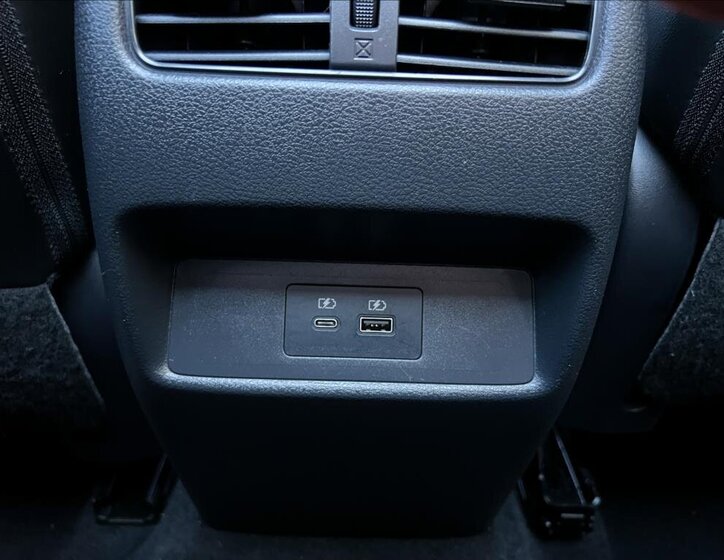 Nissan Qashqai SUV / Terénní 1,3 l 116 kw