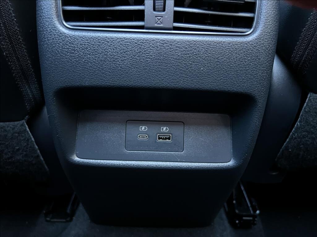 Nissan Qashqai SUV / Terénní 1,3 l 116 kw