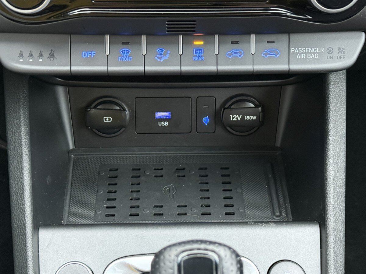 Hyundai Kona SUV / Terénní 1,6 l 145 kw