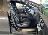 Mercedes-Benz EQE 17