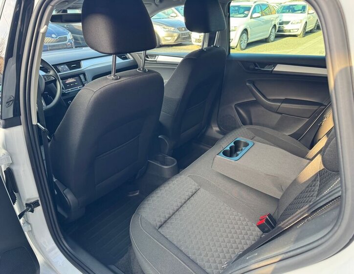 Škoda Rapid Hatchback 999,0 81 kw