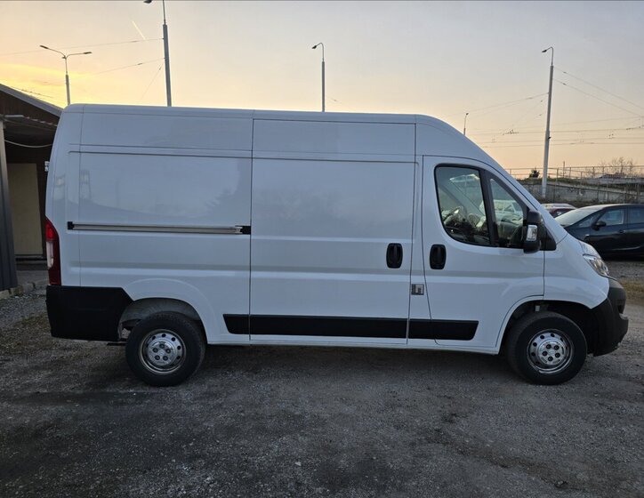 Citroën Jumper Skříň 2,2 l 88 kw