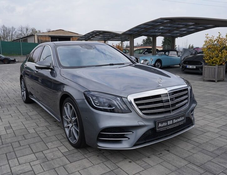 Mercedes-Benz Třídy S Sedan / Limuzína 4,0 l 345 kw