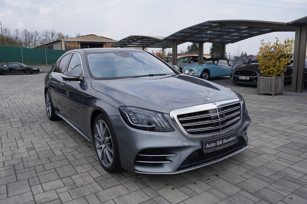 Mercedes-Benz Třídy S Sedan / Limuzína 4,0 l 345 kw