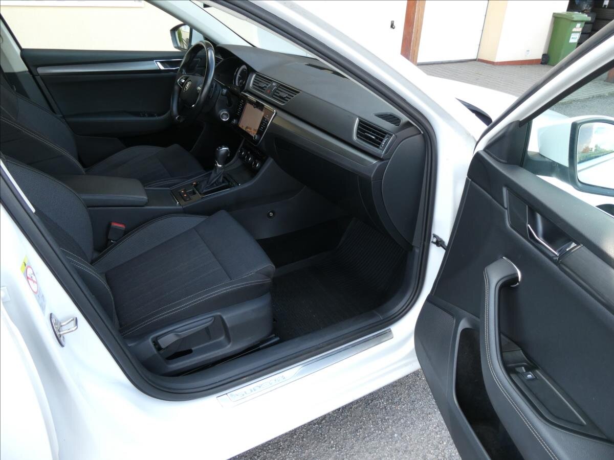 Škoda Superb Liftback 2,0 l 147 kw