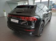 Audi Q8 SUV / Terénní 3,0 l 210 kw