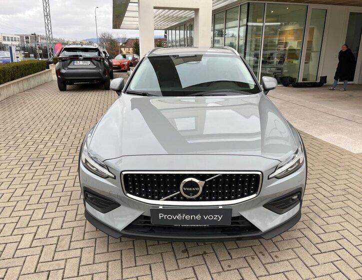 Volvo V60 9