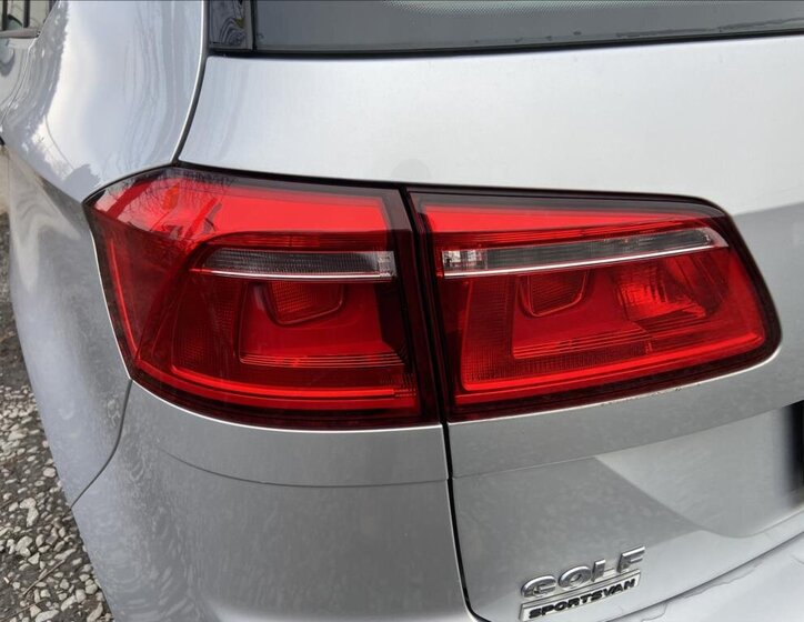 Volkswagen Golf Sportsvan MPV 1,6 l 81 kw