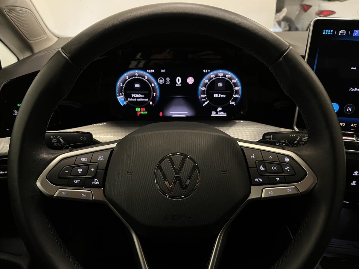 Volkswagen Golf Kombi 1,5 l 110 kw